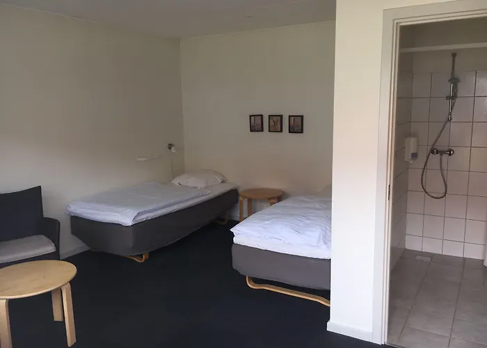 Hotel Shell 3*