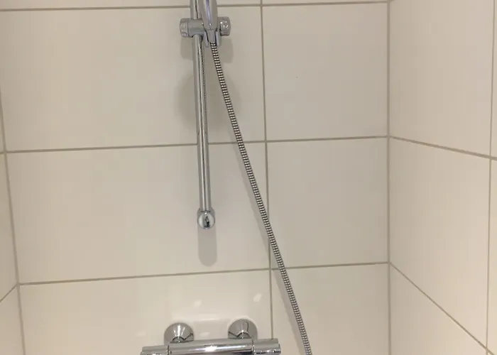 Hotel Shell 3*